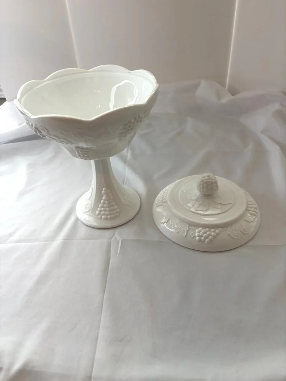 Vintage Indiana Glass Harvest Grape Milk Glass Covered Pedestal Compote